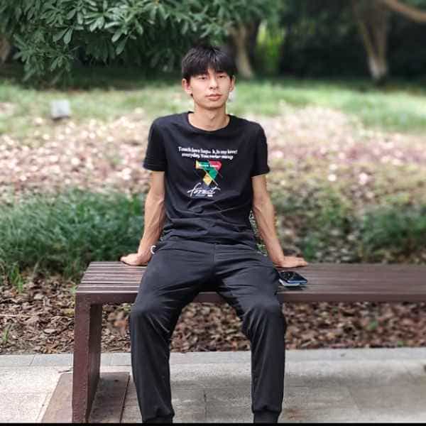 35岁岁贵州单身帅哥 - 阿坝吉缘网