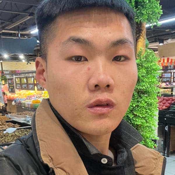 28岁岁河南单身帅哥 - 阿坝吉缘网