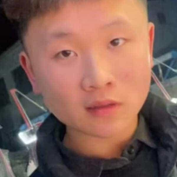 22岁岁河南单身帅哥 - 阿坝吉缘网
