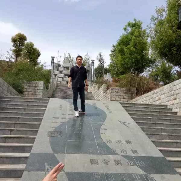 28岁岁陕西单身帅哥 - 阿坝吉缘网