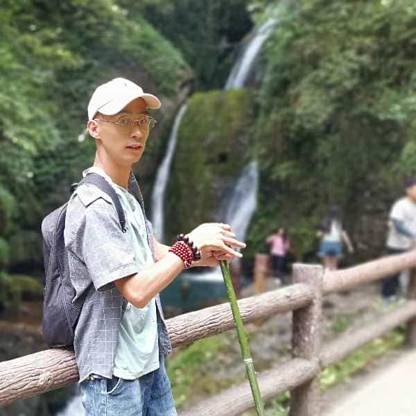 29岁岁四川单身帅哥 - 阿坝吉缘网
