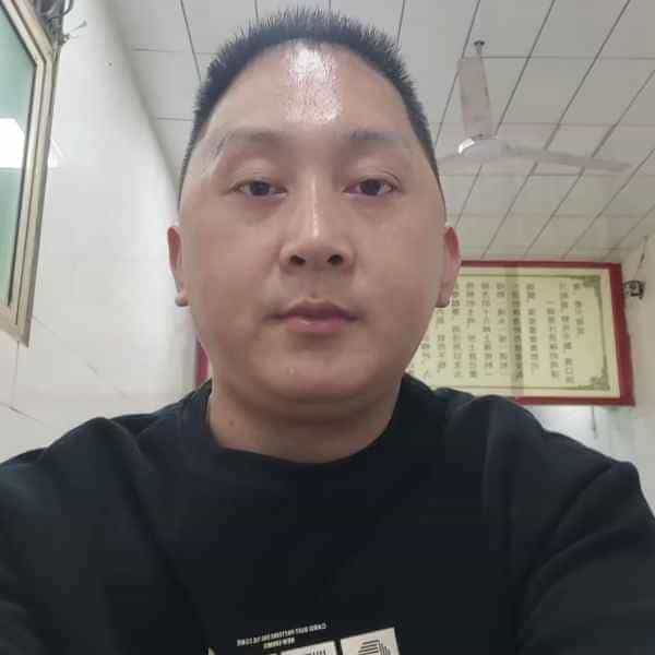 37岁岁陕西单身帅哥 - 阿坝吉缘网