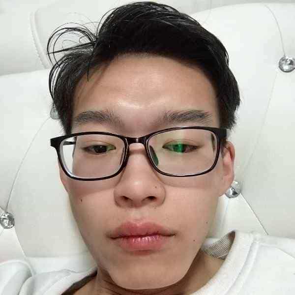 23岁岁河南单身帅哥 - 阿坝吉缘网